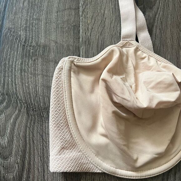 Women's Plus Size Underwire Bra size 42 D - Picture 8 of 9